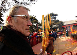 Foreign Visitor Traveling to Chengdu